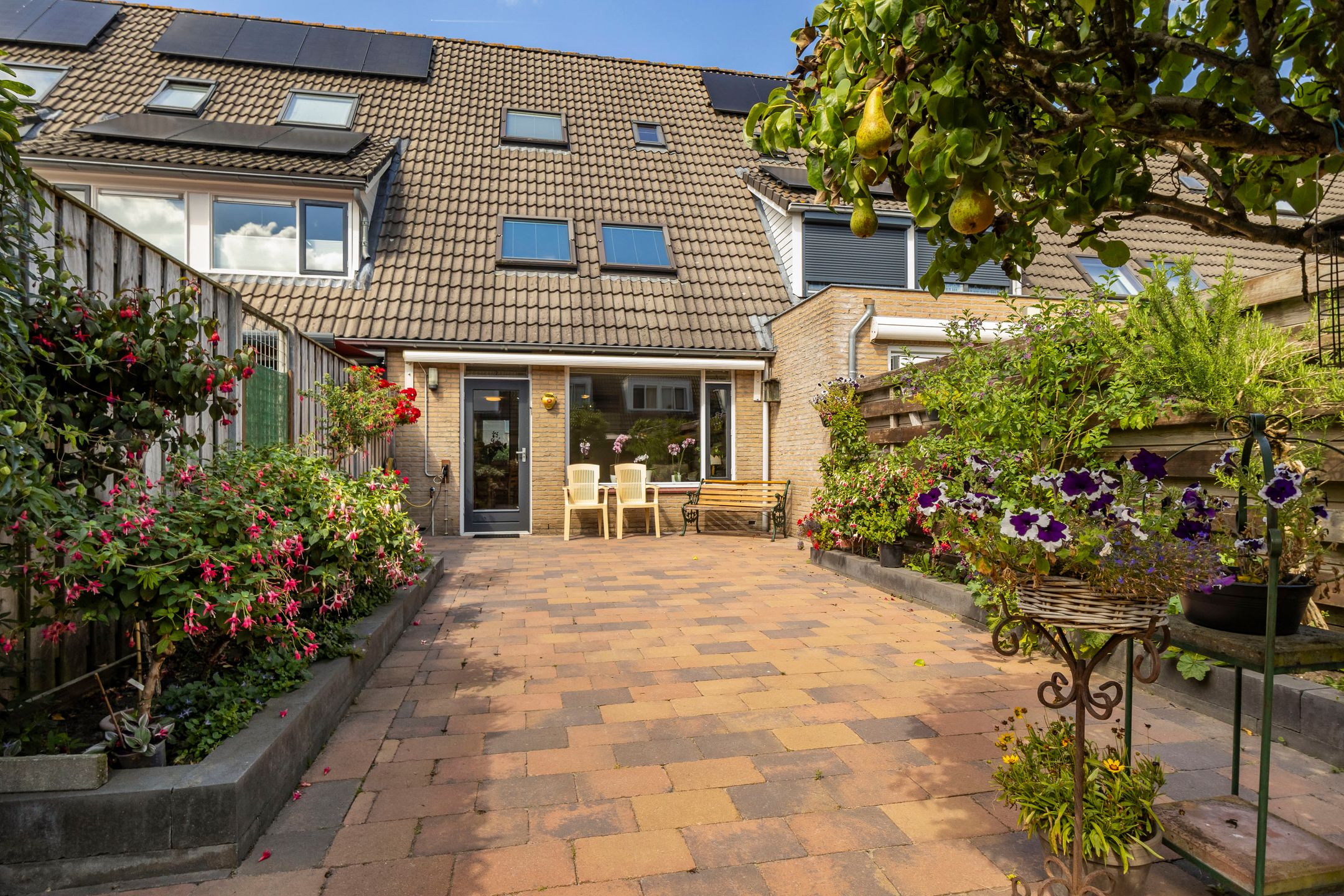 Foto 27 van Suze Robertsonstraat 76