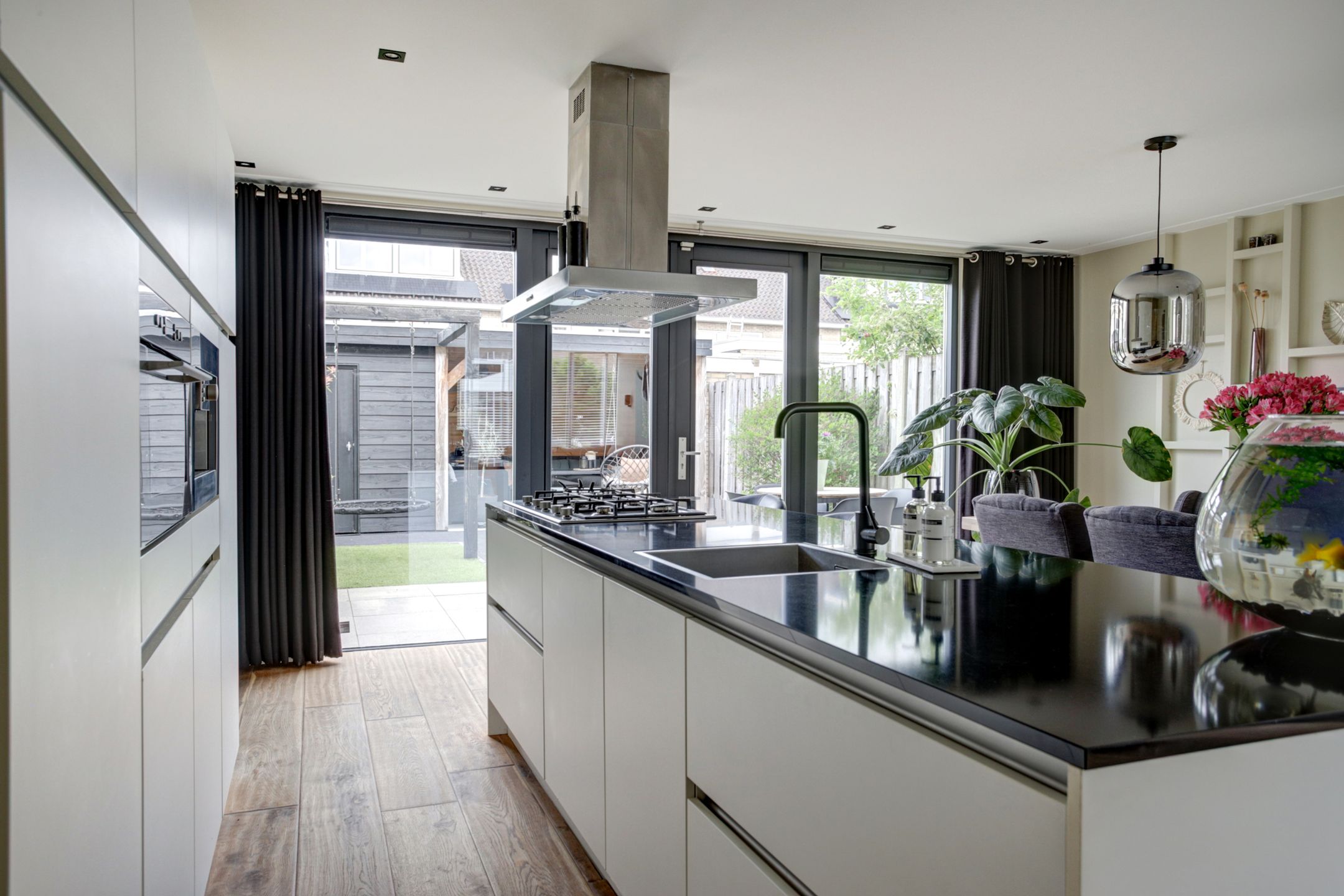 Foto 12 van van Asperenstraat 10