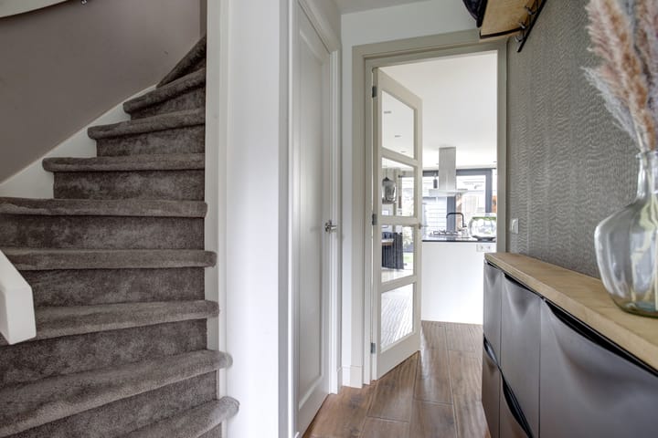 Foto 14 van van Asperenstraat 10