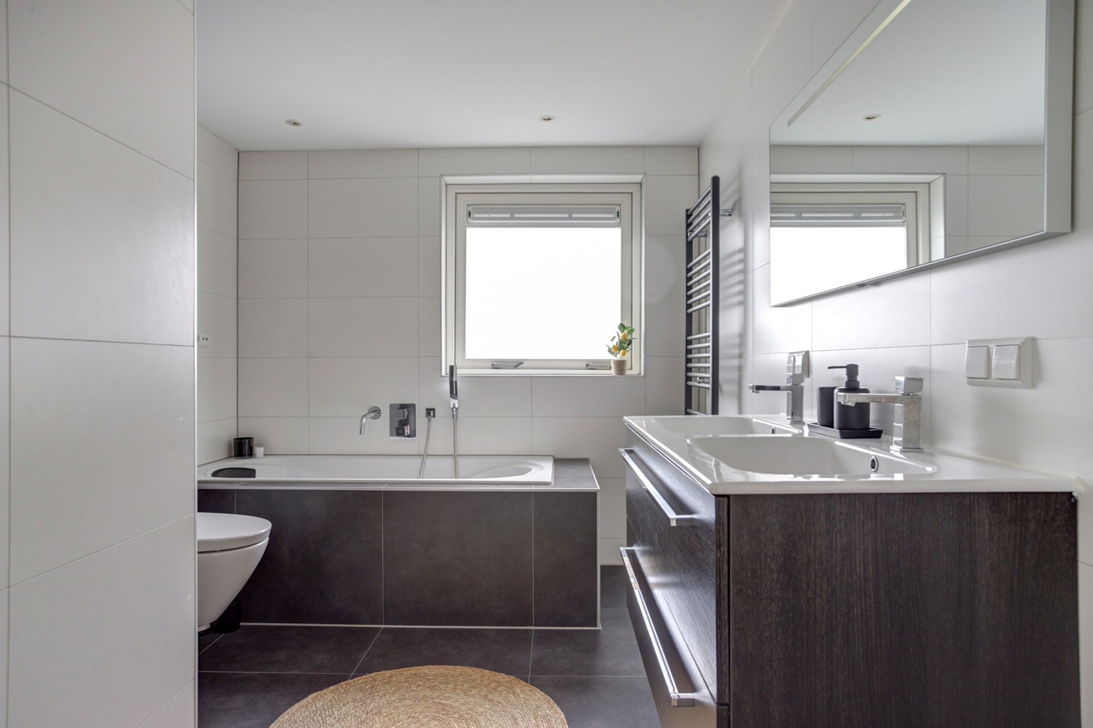 Foto 21 van van Asperenstraat 10