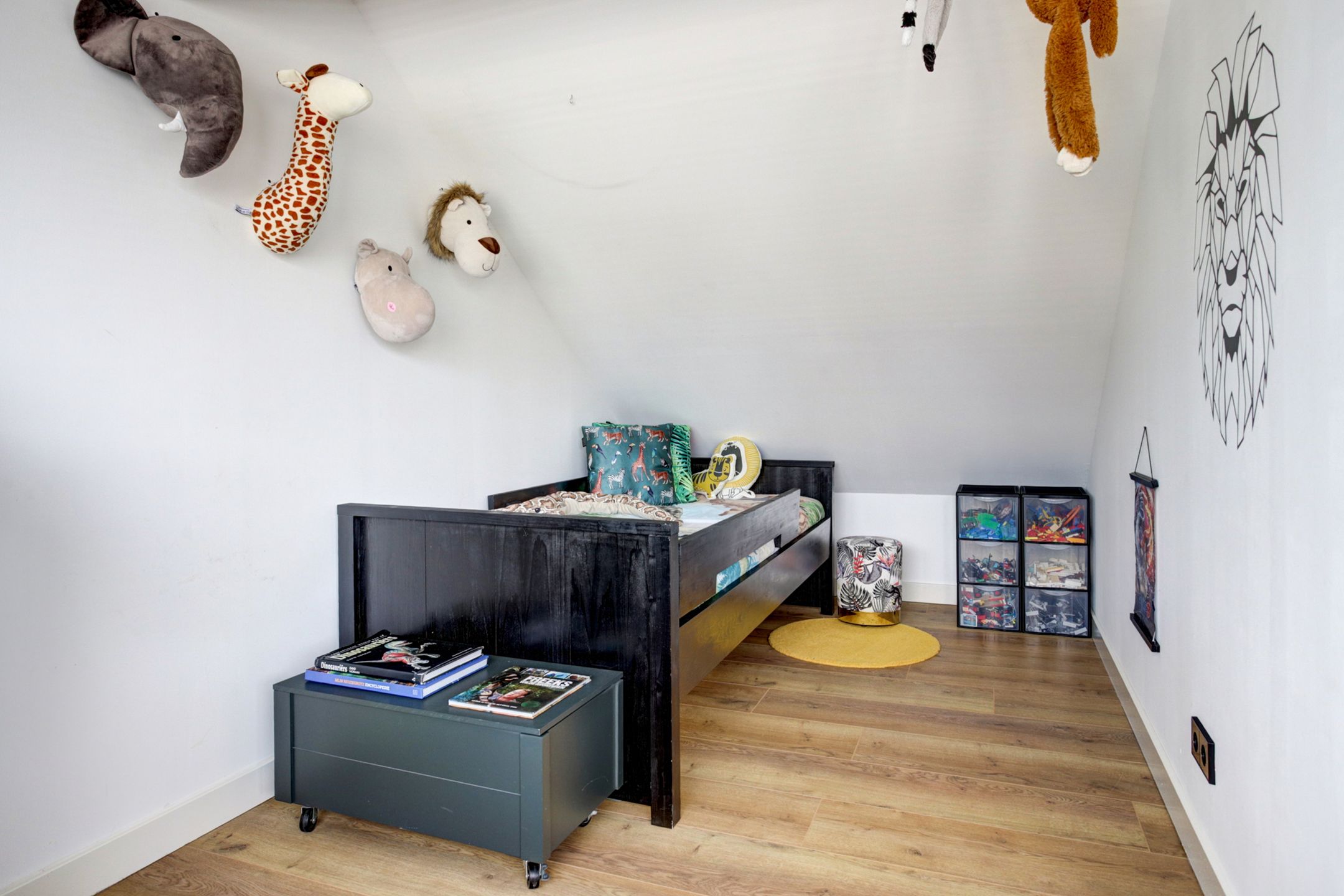 Foto 27 van van Asperenstraat 10