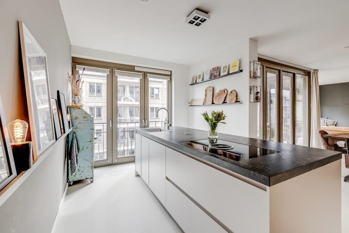 Foto 15 van Zijdebalenstraat 23