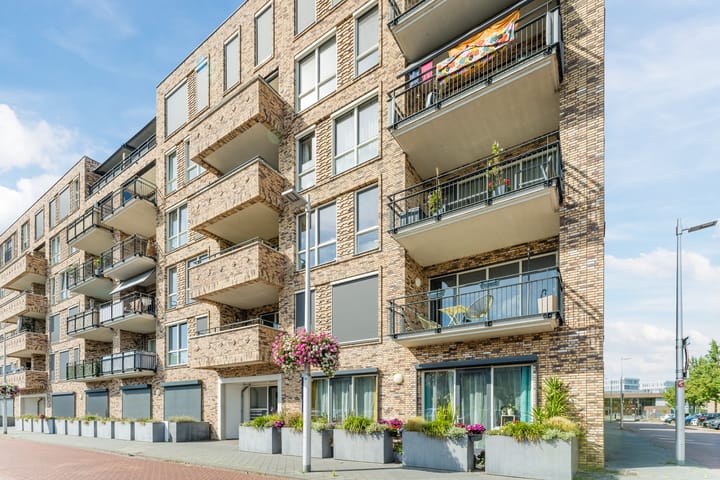 Foto 4 van Louis Armstronglaan 634