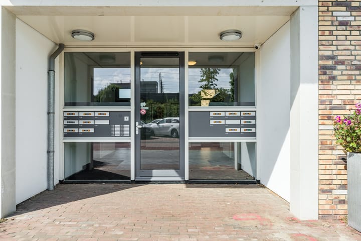 Foto 5 van Louis Armstronglaan 634