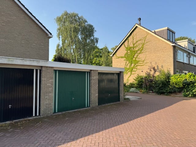 Photo 3 of Dellaertlaan