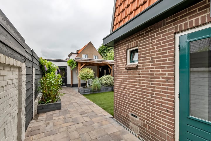 Foto 42 van Generaal Pironstraat 10