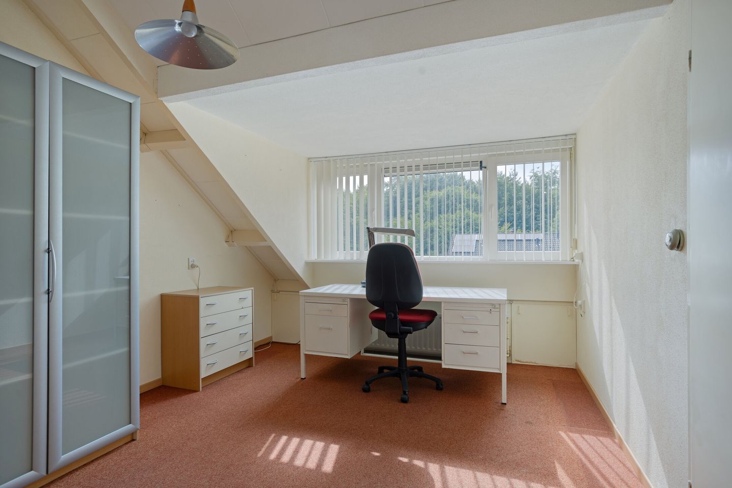 Foto 25 van Karos 17