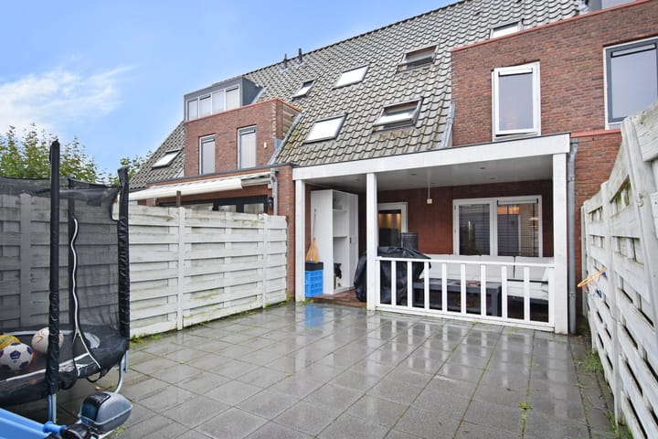 Foto 4 van Alstroemeriastraat 14