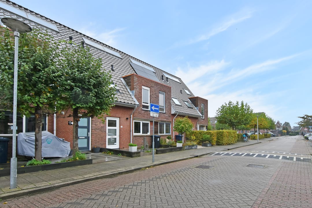 Foto 37 van Alstroemeriastraat 14