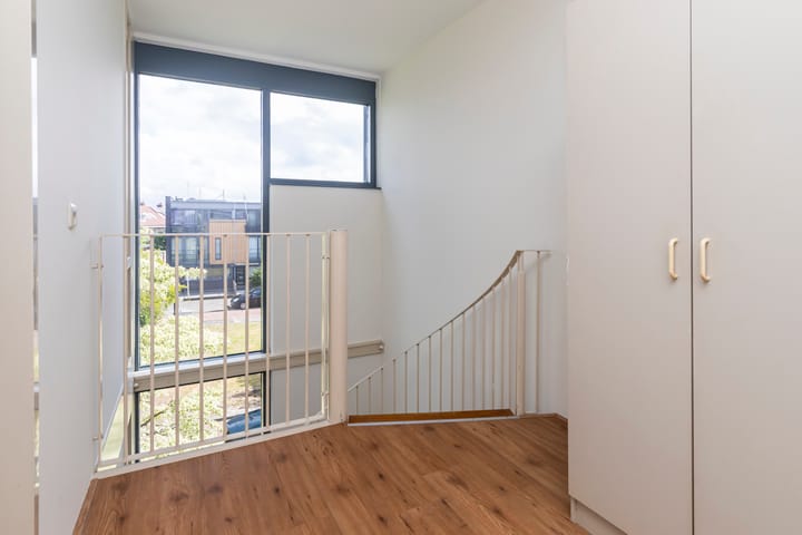 Foto 32 van Ipenrodeplantsoen 17