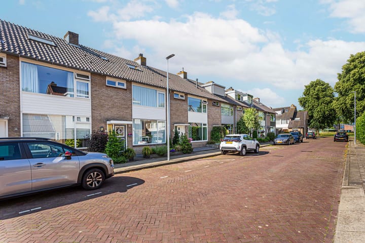 Foto 2 van C. van Leeuwenstraat 5