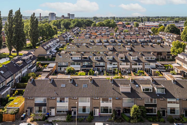 Foto 45 van C. van Leeuwenstraat 5