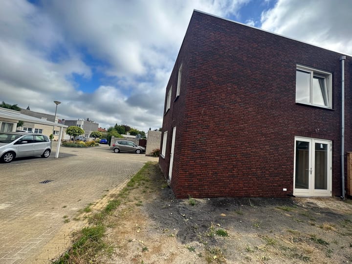 Foto 8 van Sjrievershof 14-A