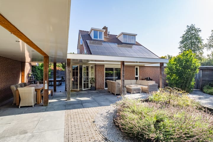 Foto 3 van Ringslangweide 9