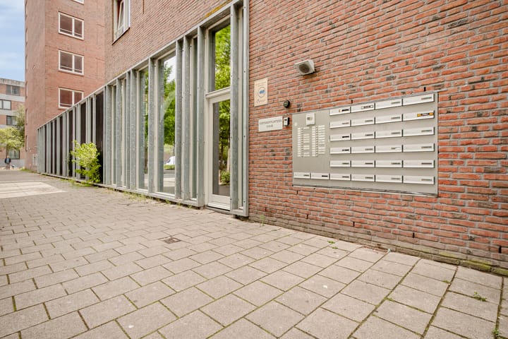 Foto 25 van Evertsweertplantsoen 40