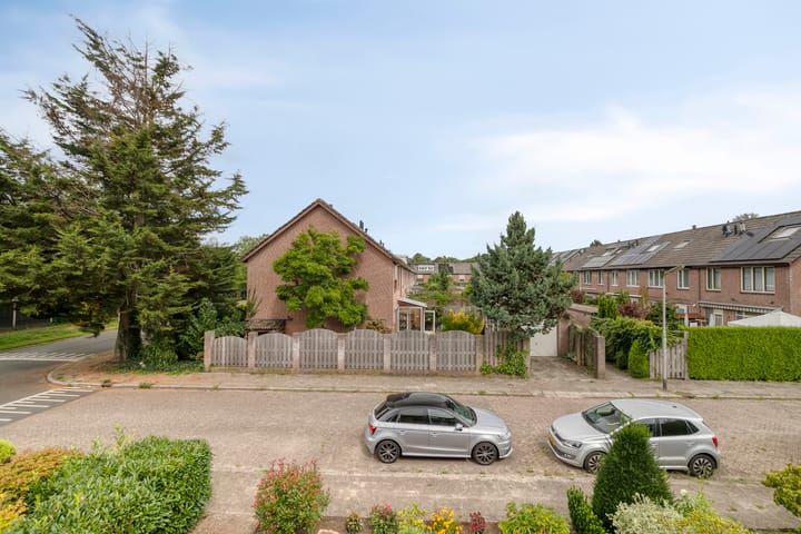 Foto 24 van Moenenstraat 3