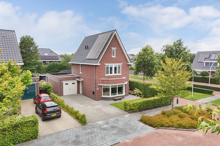 Foto 61 van James Wattsingel 13