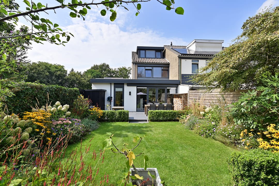 Foto 2 van 's-Gravenwaarde 2