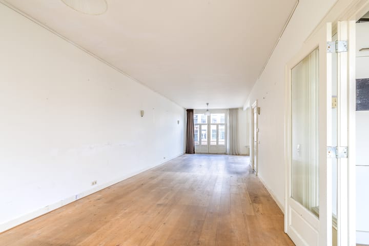 Foto 4 van Van Baerlestraat 43-1