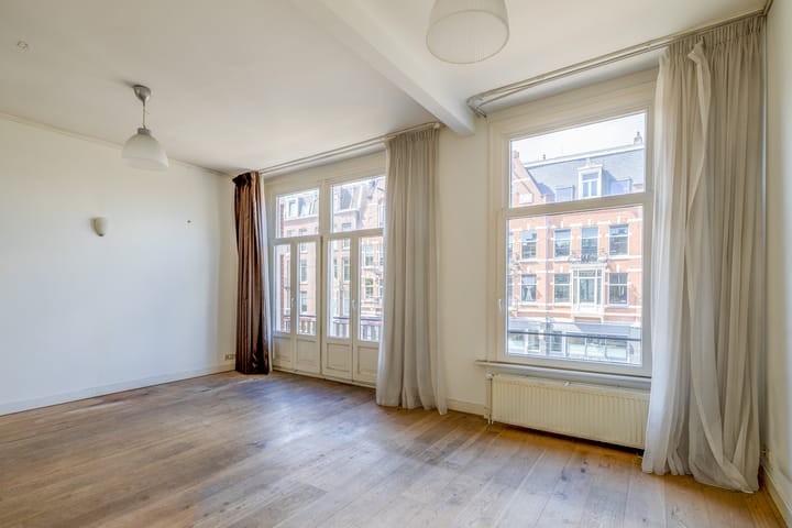 Foto 5 van Van Baerlestraat 43-1