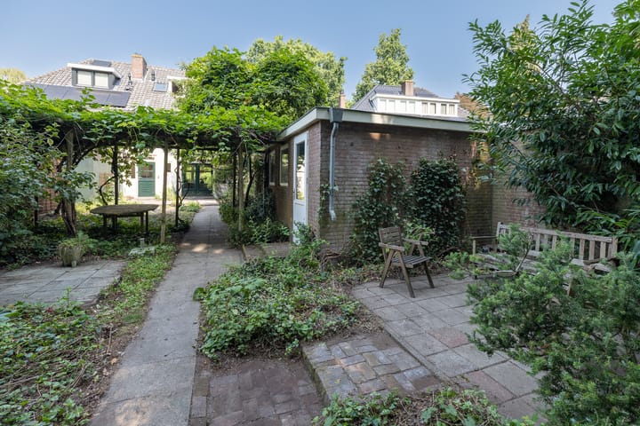 Photo 47 of Oranjelaan 31