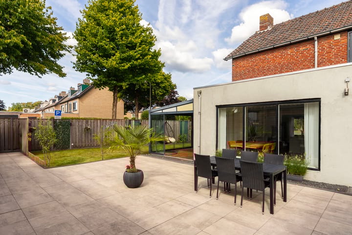 Photo 31 of Boerhaavelaan 91