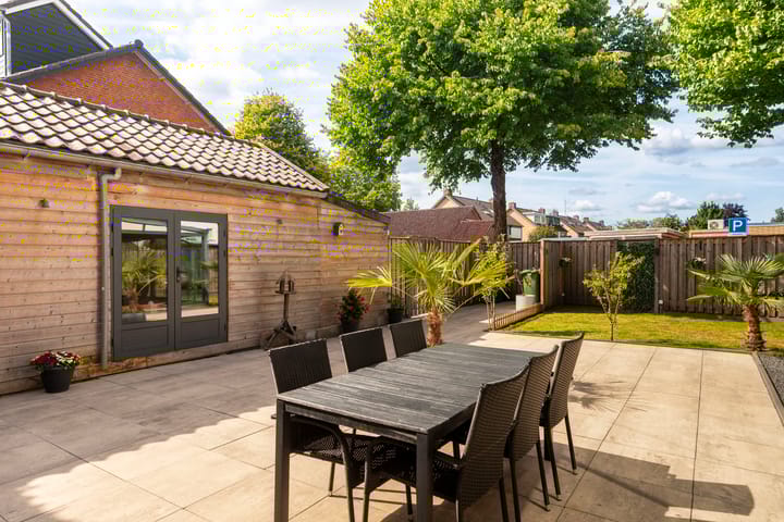 Photo 33 of Boerhaavelaan 91