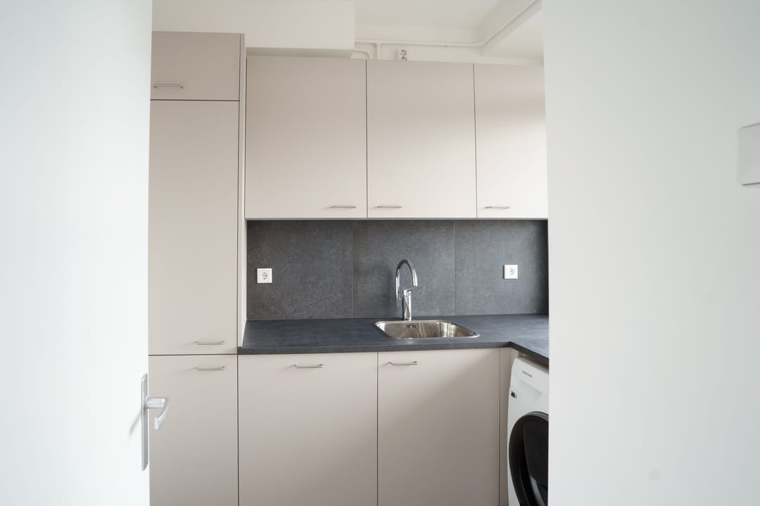 Photo 8 of Van Adrichemstraat 111