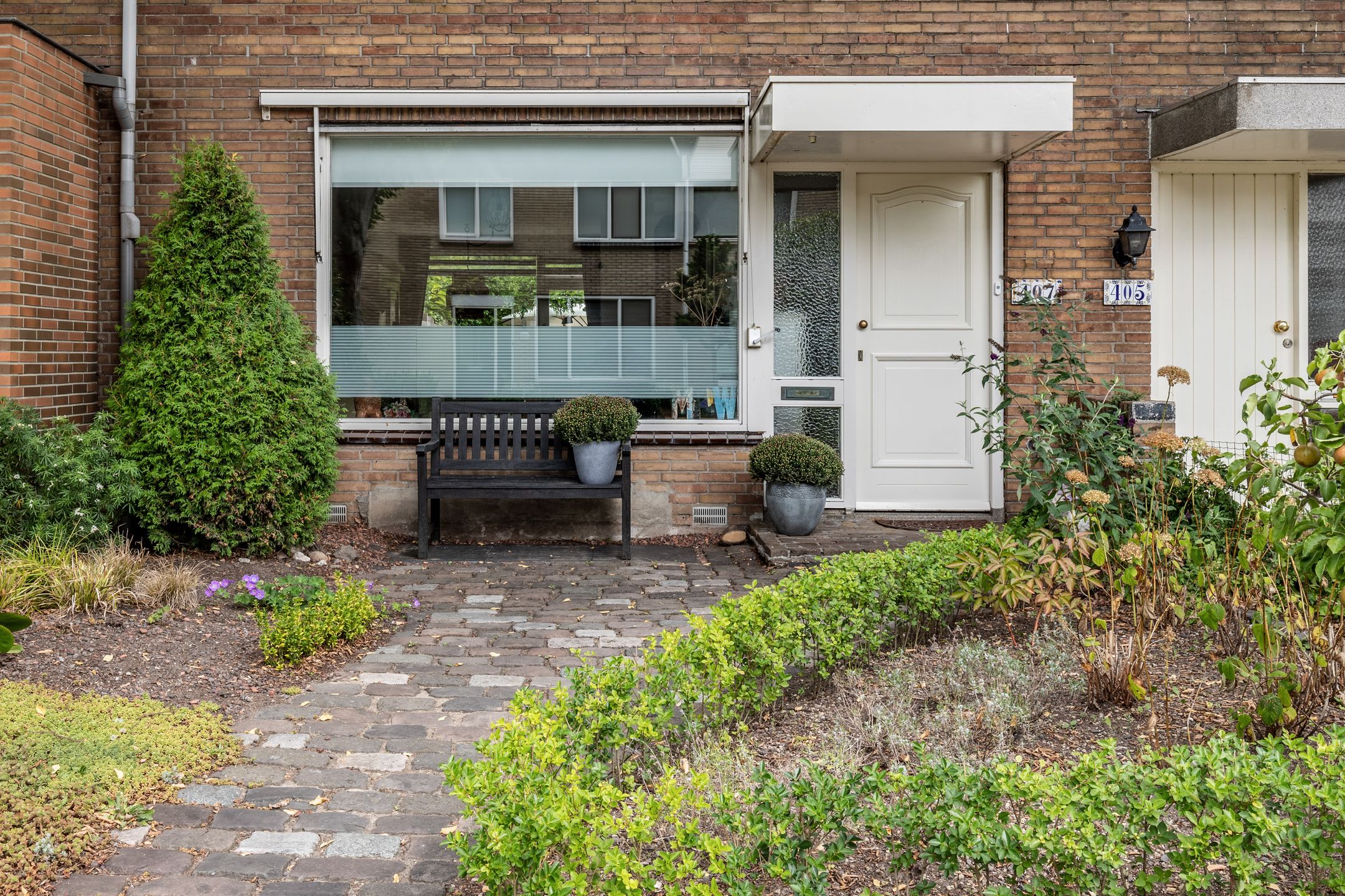 Foto 6 van Van den Berghlaan 407