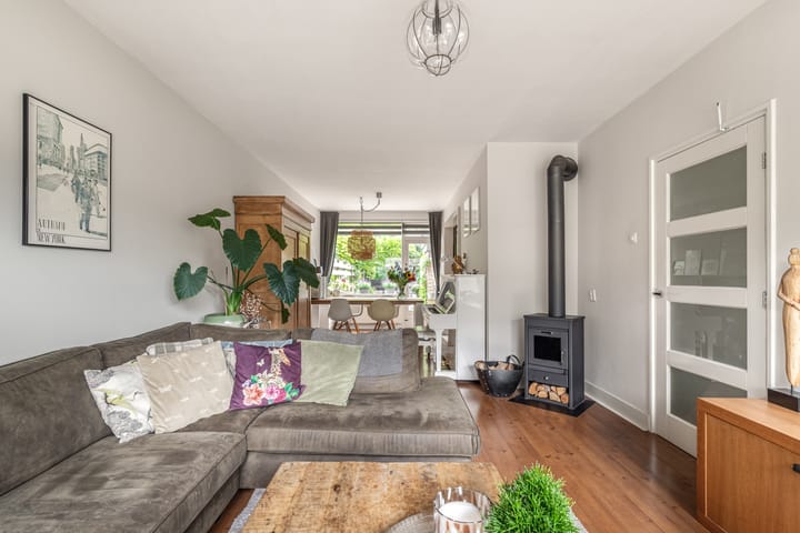 Foto 9 van Van den Berghlaan 407