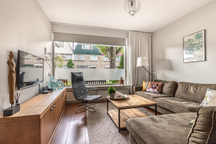 Foto 11 van Van den Berghlaan 407