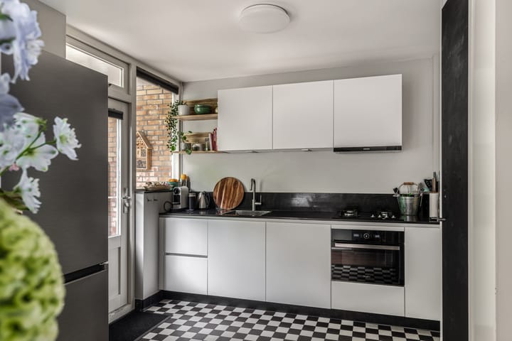 Foto 15 van Van den Berghlaan 407