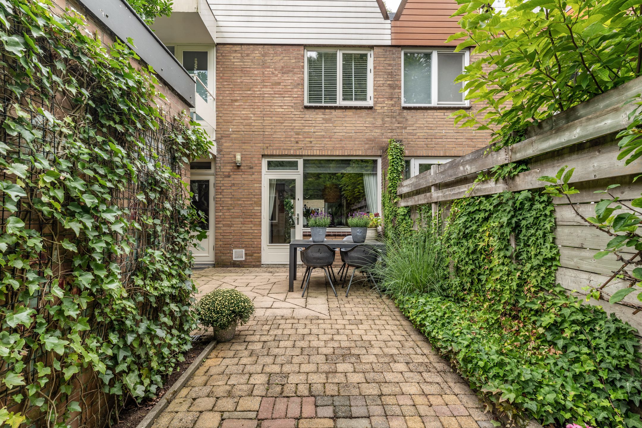 Foto 21 van Van den Berghlaan 407