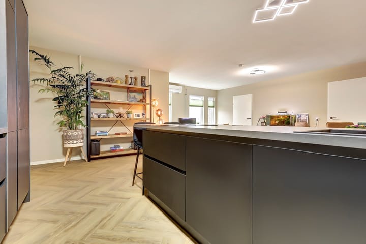 Foto 16 van Molenstraat 110-6