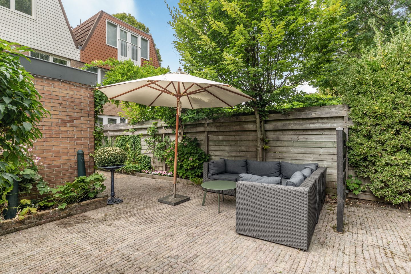 Foto 25 van Van den Berghlaan 407