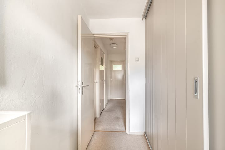 Foto 30 van Van den Berghlaan 407