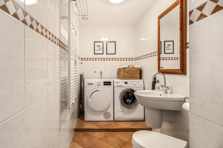 Foto 37 van Van den Berghlaan 407