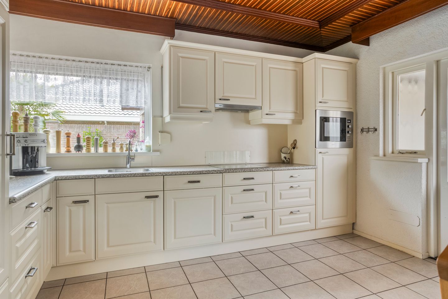 Foto 10 van Vijverstraat 56