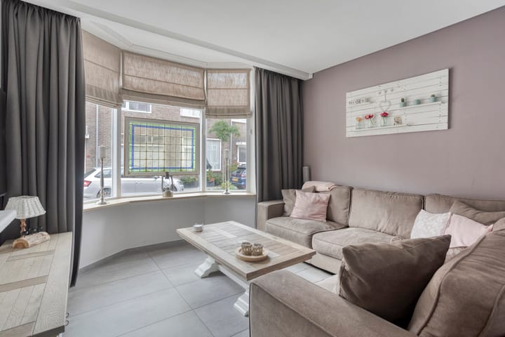 Foto 3 van Veeringstraat 11