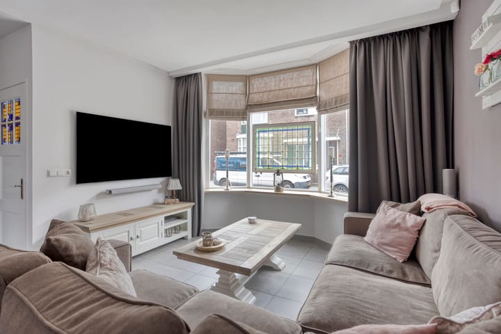 Foto 4 van Veeringstraat 11