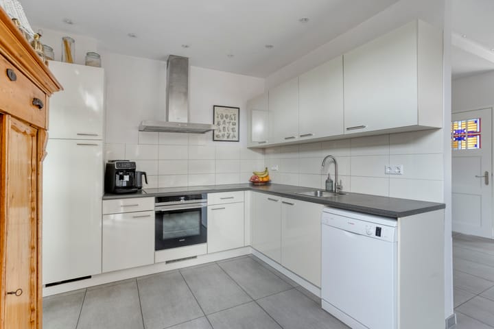 Foto 8 van Veeringstraat 11