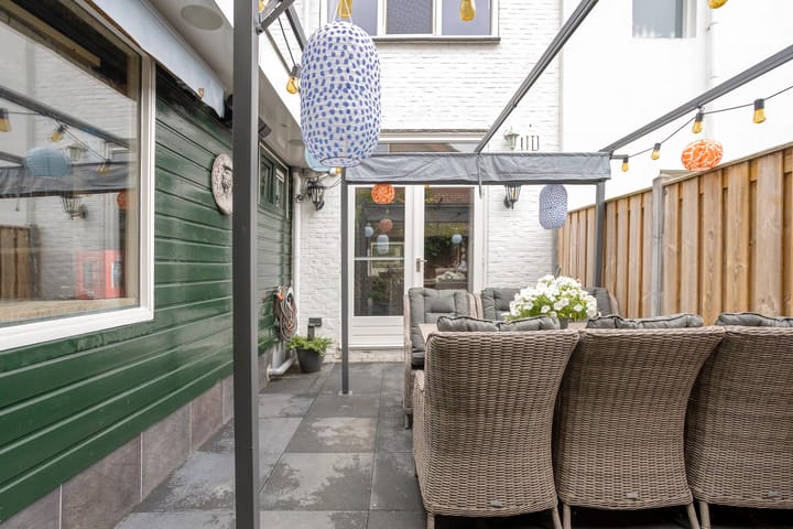 Foto 28 van Veeringstraat 11