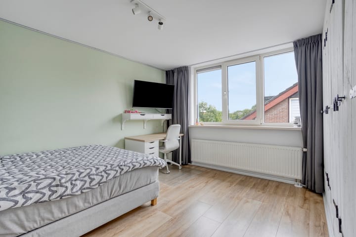 Foto 16 van Veeringstraat 11