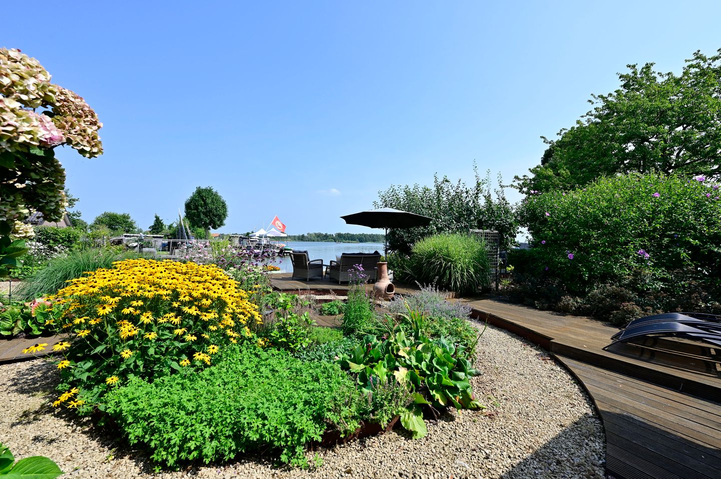 Foto 35 van Zuideinde 64