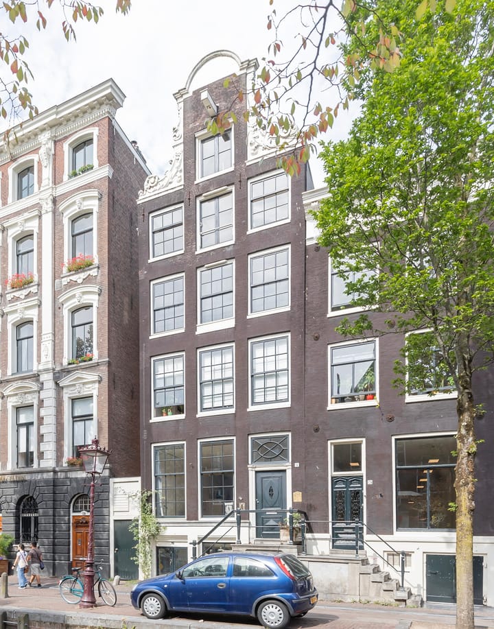 Oudezijds Achterburgwal 124