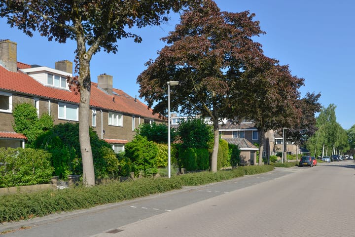 Photo 2 of dr. Abraham Kuyperlaan 54