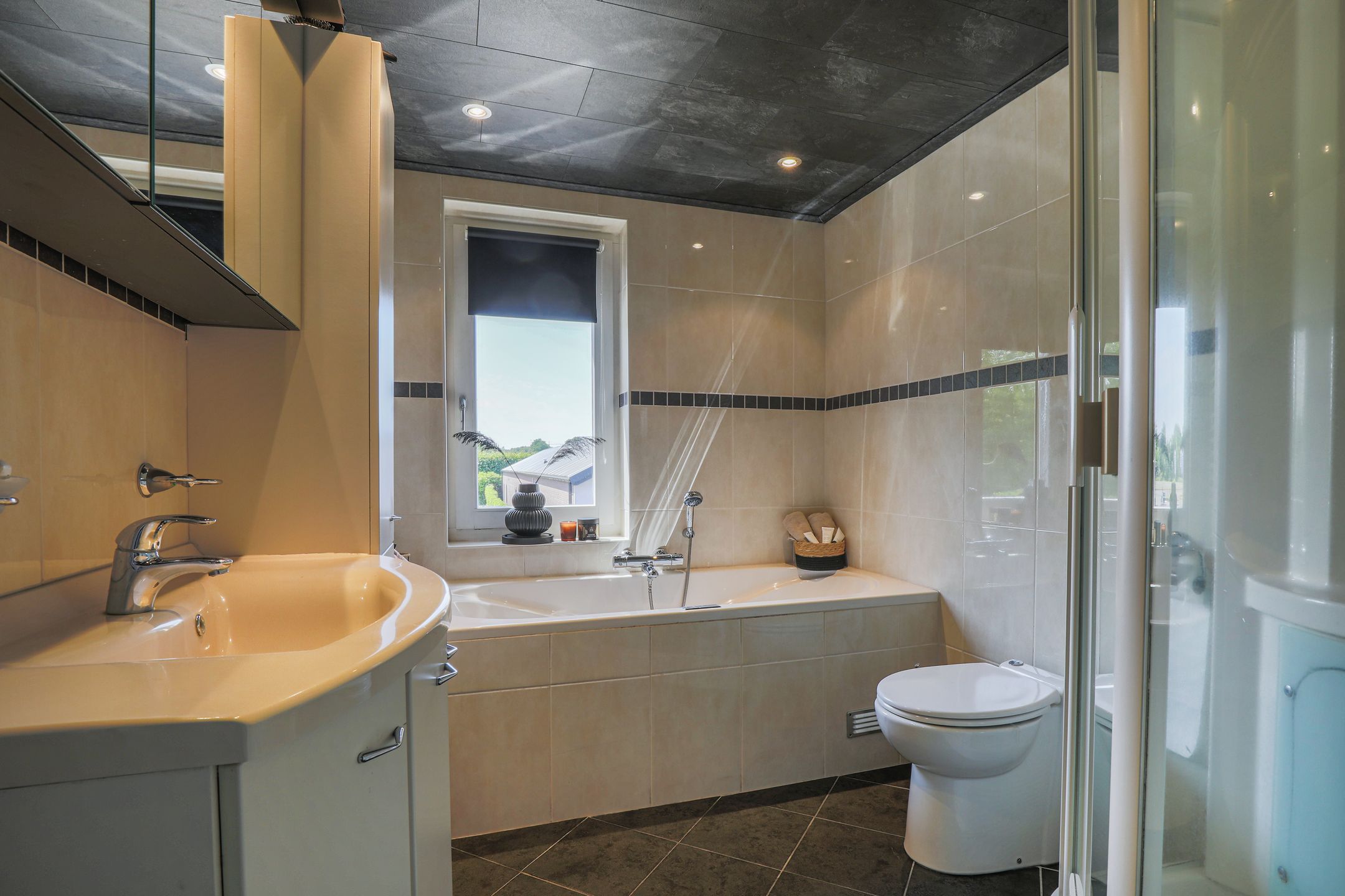 Foto 24 van Nijkerkerstraat 21