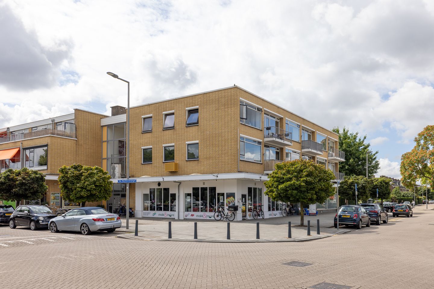 Foto 1 van Van Beethovensingel 24-A
