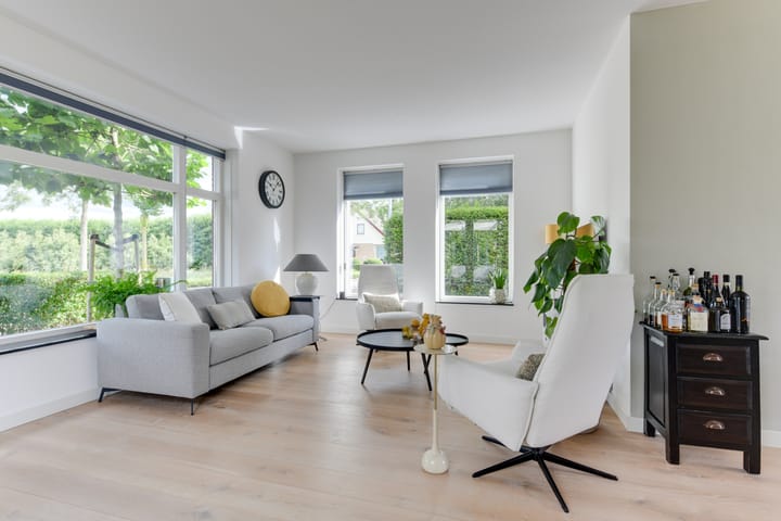 Foto 11 van Oosteinderweg 62