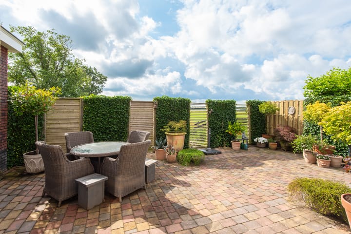 Foto 41 van Oosteinderweg 62